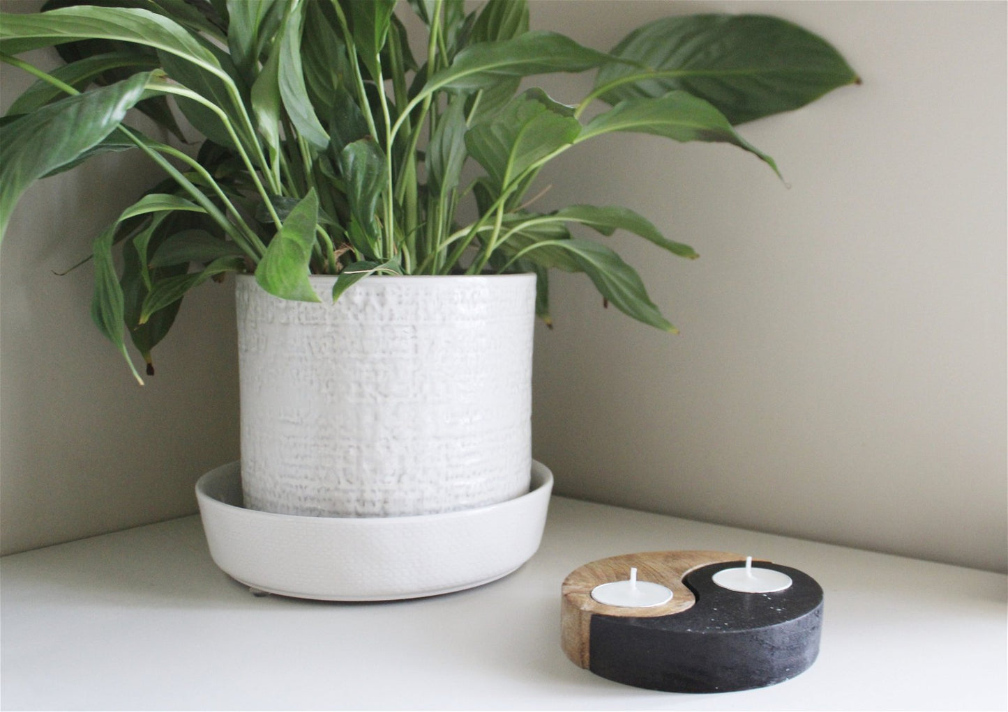 Yin and Yang Wooden Tealight Holders